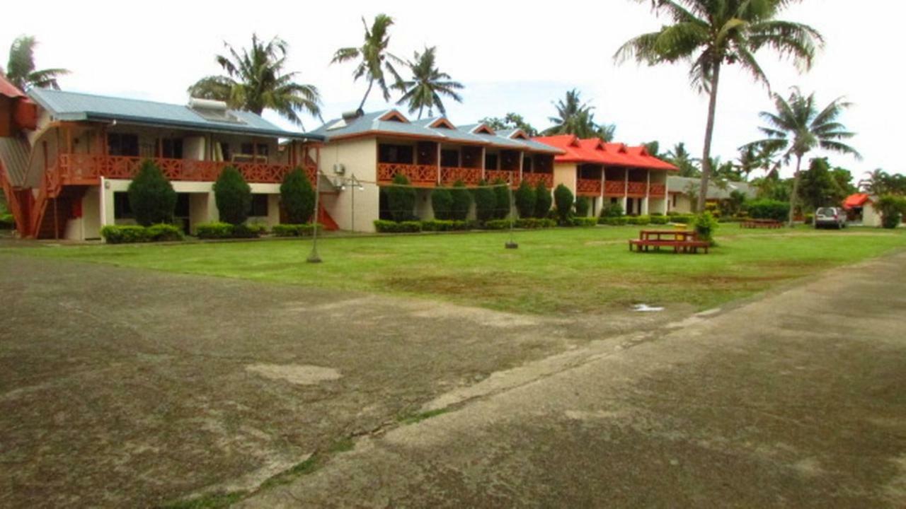 Wailoaloa Beach Resort Nadi Bagian luar foto