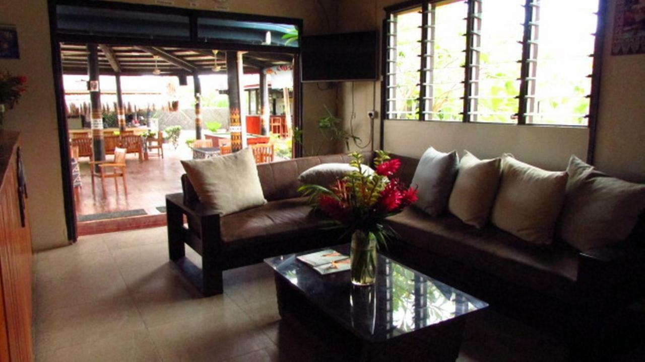 Wailoaloa Beach Resort Nadi Bagian luar foto