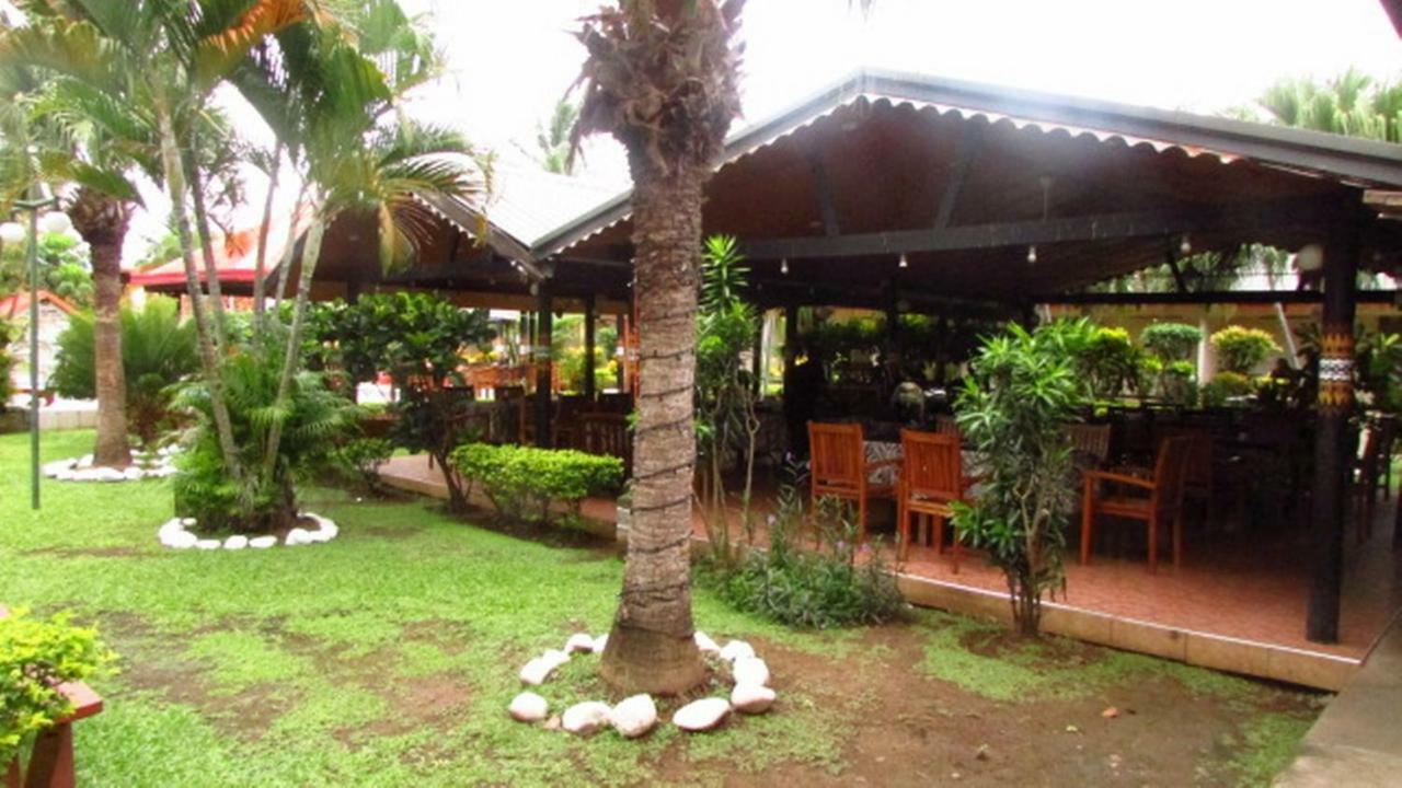 Wailoaloa Beach Resort Nadi Bagian luar foto