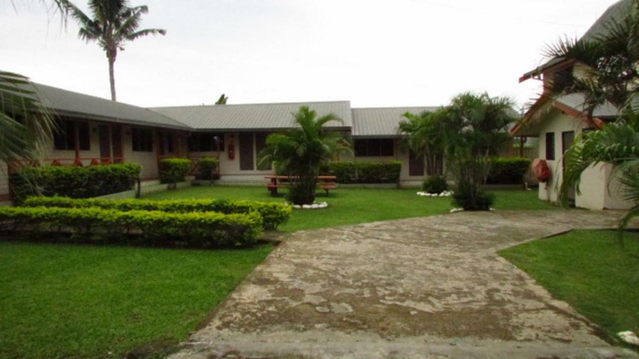 Wailoaloa Beach Resort Nadi Bagian luar foto